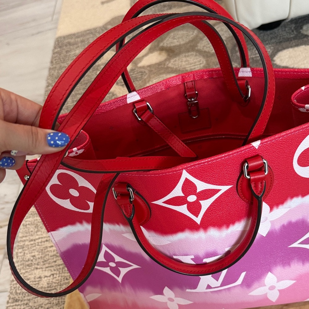 Louis Vuitton Red and Pink Ombre Neverfull Tote Bag - Picture 8 of 9